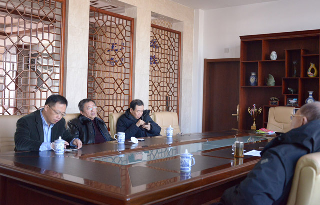 栽壯梧桐樹 引得鳳凰來 ——省工信廳、航空大學領(lǐng)導蒞臨奧吉娜研發(fā)中心調(diào)研